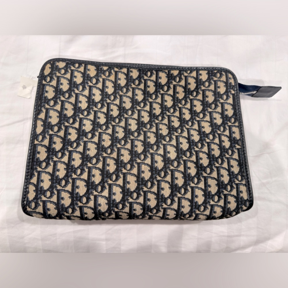 CHRISTIAN DIOR Pouch Clutch in Blue